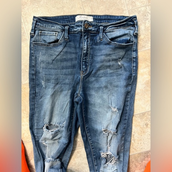 Women’s KanCan distressed jeans 30 - Picture 3 of 9